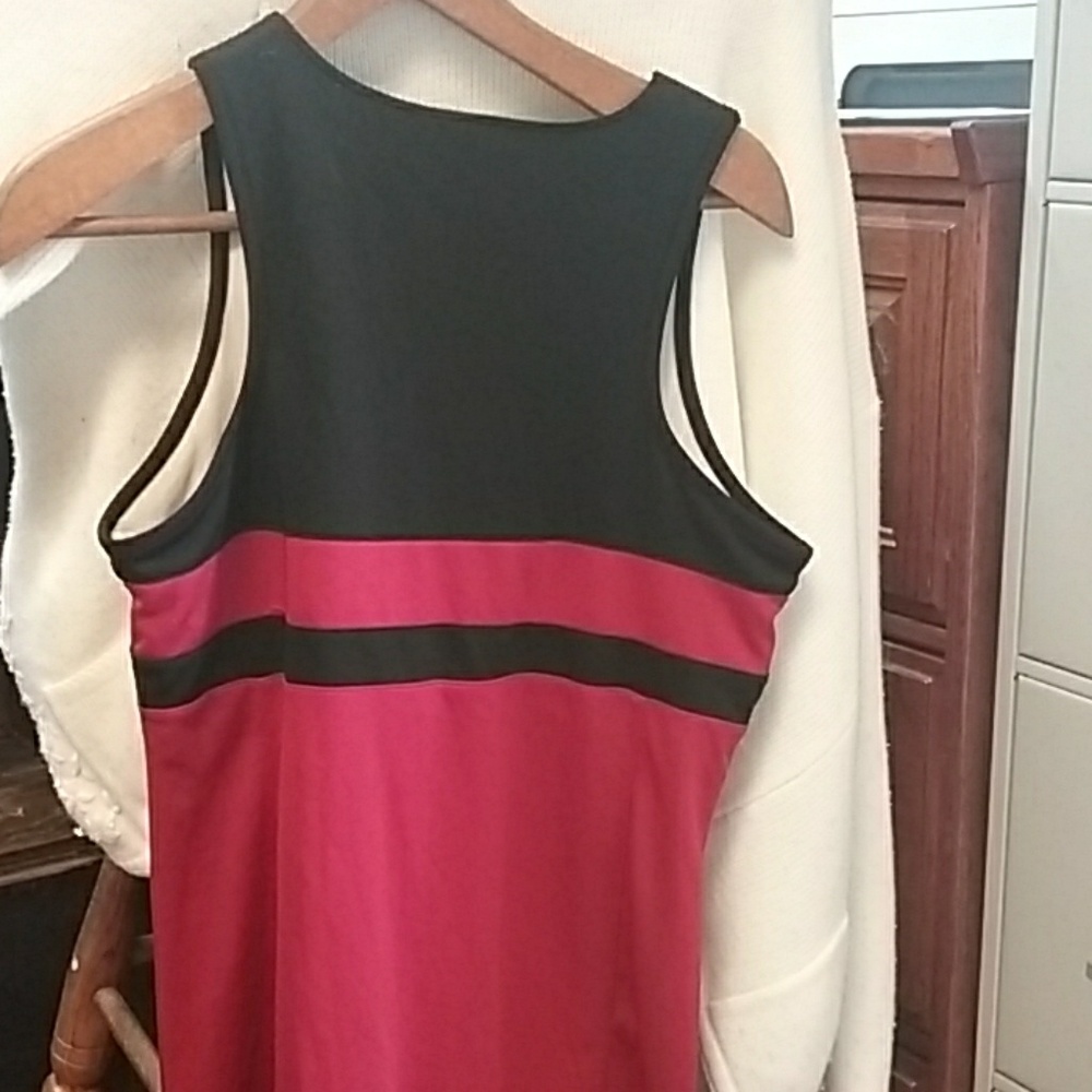 Top - Picture 4 of 4